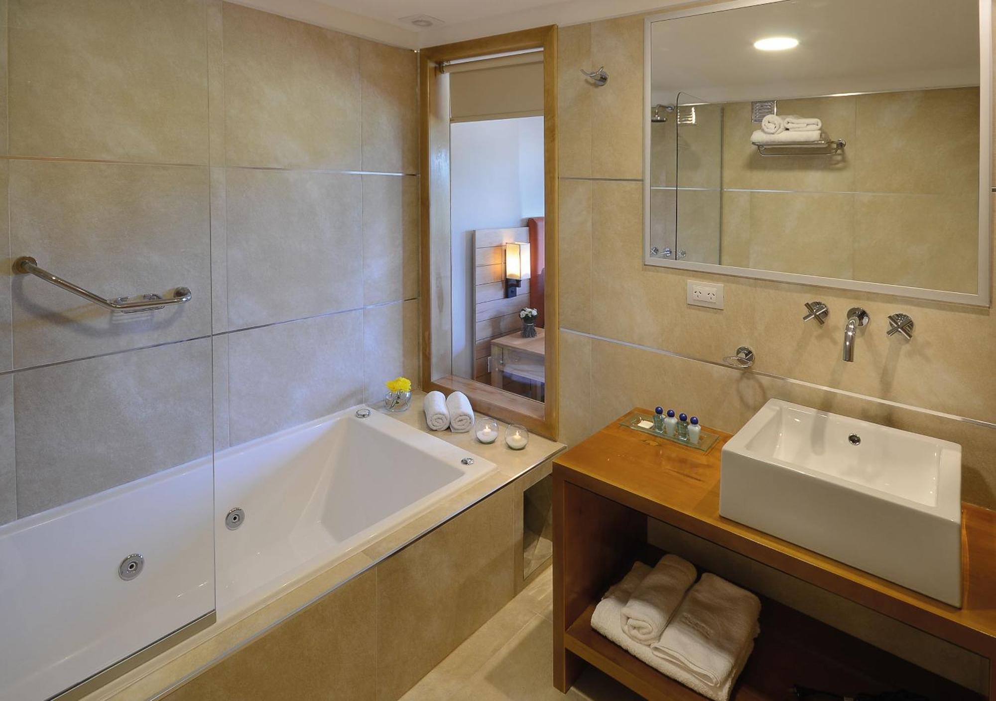 Huenu By Dot Boutique Hotel Villa La Angostura Luaran gambar